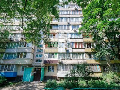 квартира за адресою Празька вул., 25/2