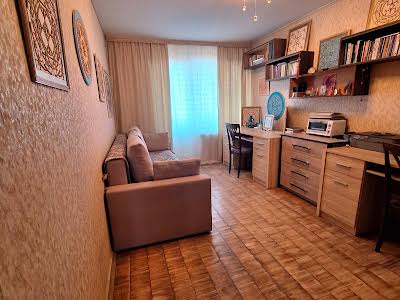 квартира за адресою Київ, Жуля Верна бульв. (Ромена Роллана), 7-А