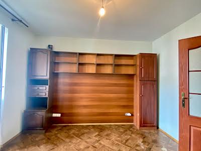 квартира за адресою Вишняківська вул., 13-В