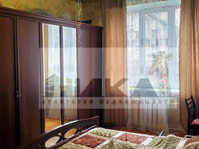 квартира за адресою Миру вул., 7