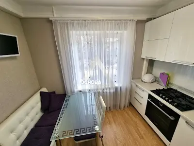 квартира по адресу Школьная ул. (Героев Сталинграда), 18