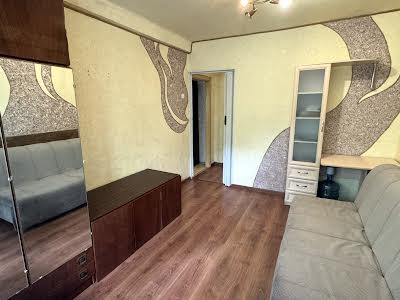 квартира за адресою Солом'янська вул., 21