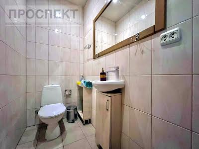 коммерческая по адресу Харьковская ул., 3/2