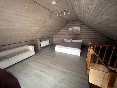 комерційна за адресою Шкільна вул., 5