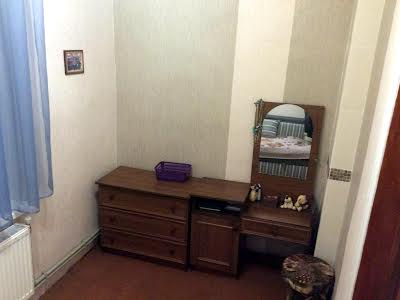 квартира по адресу щаслива, 12