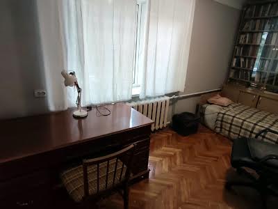 квартира за адресою Братів Зірових, 25