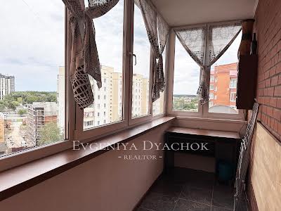 квартира за адресою Машинобудівників вул., 4-Б