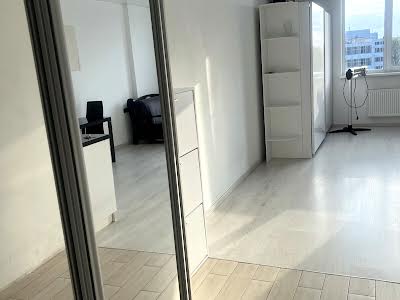 квартира за адресою Миколи Бажана просп., 17