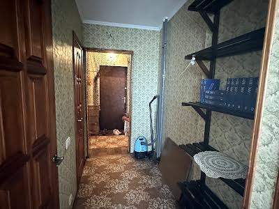 квартира по адресу Владимира Момота ул., 42
