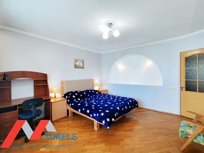 квартира за адресою Оноре де Бальзака вул., 4