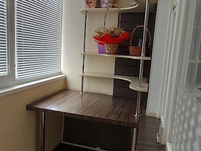 квартира за адресою 12-та Поздовжня вул., 3