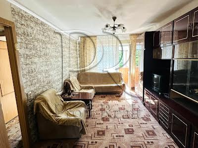 квартира по адресу Дарницкий бульв., 9