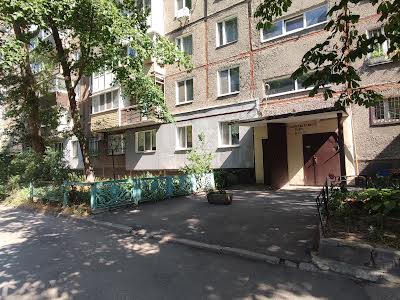 квартира за адресою Набережна Перемоги вул., 100
