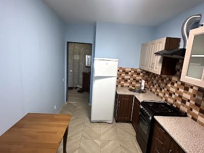 квартира по адресу Віктора Йови ул., 7