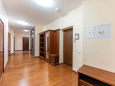 квартира за адресою Дніпровська набережна вул., 25