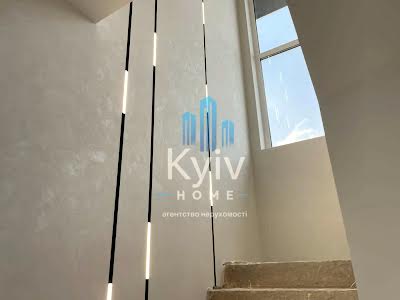 будинок за адресою Анни Ярославни вул.