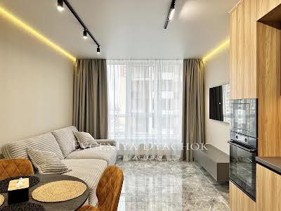квартира за адресою Генерала Грекова вул., 4