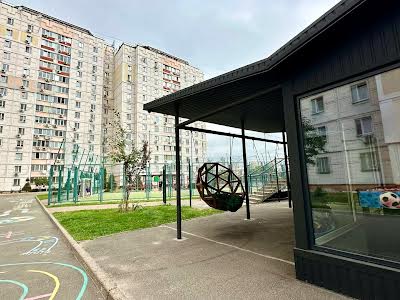 квартира по адресу Ивана Пулюя ул., 2