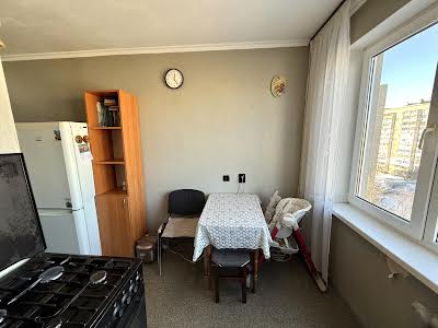 квартира за адресою Миколи Кибальчича вул., 3б