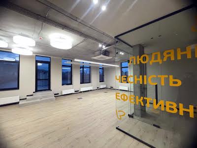комерційна за адресою Газова вул., 7