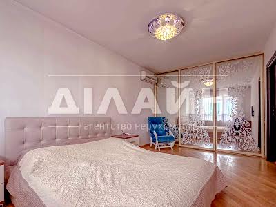 квартира по адресу Космическая ул., 22-А