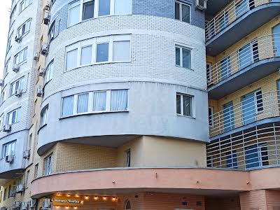 квартира за адресою Верховної Ради бульв., 14-Б