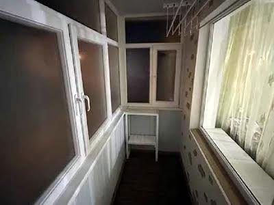квартира за адресою Юрія Побєдоносцева бульв., 4