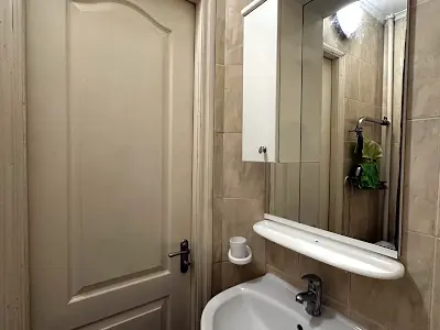 квартира за адресою Стадіонна вул., 13
