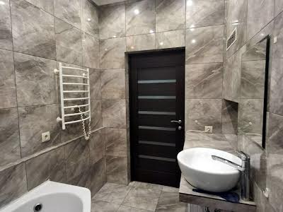 квартира за адресою Щаслива вул., 45
