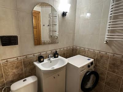 квартира за адресою Івана Миколайчука вул., 20б