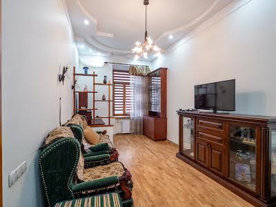 квартира за адресою Хрещатик, 15