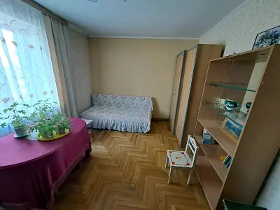 кімната за адресою Червоної Калини просп. (Володимира Маяковського), 72