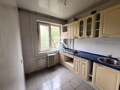 квартира за адресою Співдружності, 32