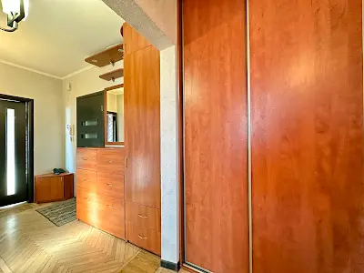 квартира за адресою Академіка Глушкова просп., 49