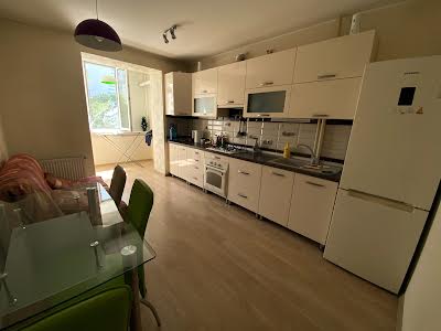 квартира за адресою Курінного Чорноти вул., 4