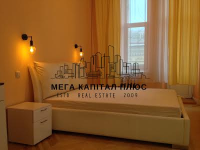 квартира за адресою Богдана Хмельницького вул., 36-А