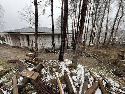 будинок за адресою Квітнева вул.