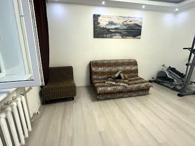 квартира за адресою Ільфа та Петрова вул., 57