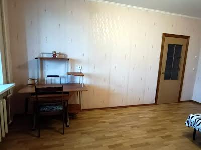 квартира за адресою Левка Лук'яненка вул. (Маршала Тимошенка), 15-Г