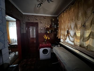 будинок за адресою 13-лінія, 1