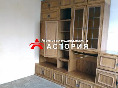 квартира за адресою Чумаченка вул., 12б