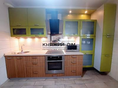 квартира за адресою Авіаконструктора Ігоря Сікорського вул. (Танкова), 1