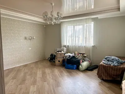 комерційна за адресою Південна, 8