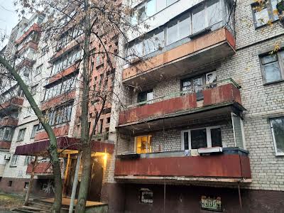 квартира за адресою Почайнинська вул., 35
