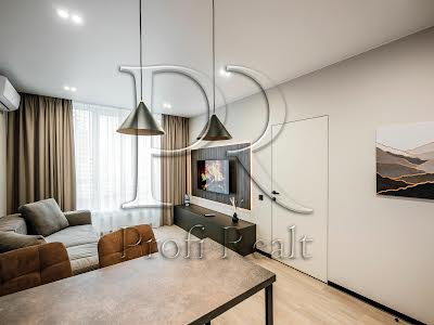квартира за адресою Генерала Грекова вул., 4