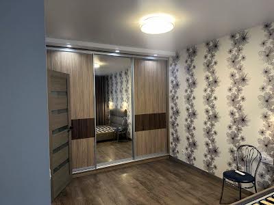 квартира за адресою Бориса Гмирі вул., 16а