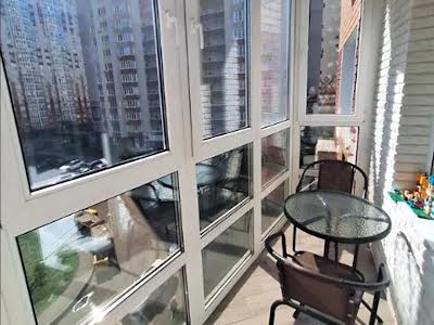квартира за адресою Бориса Гмирі вул., 12-Б