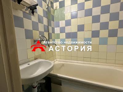 квартира по адресу Чаривная ул., 48