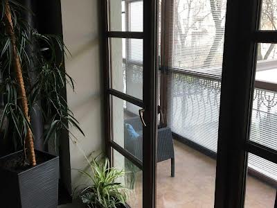 квартира за адресою Сергія Єфремова вул., 30