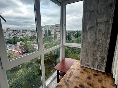 квартира за адресою Героїв Дніпра вул., 25